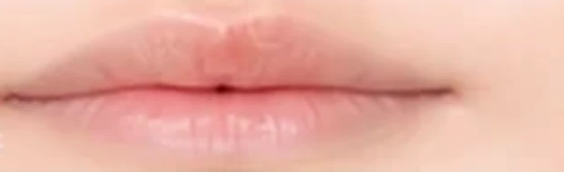 Kết quả môi Nano Ombre — trước khi thực hiện